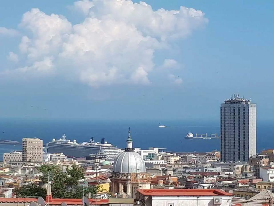 Appartement Il Volo Del Gabbiano à Naples Extérieur photo