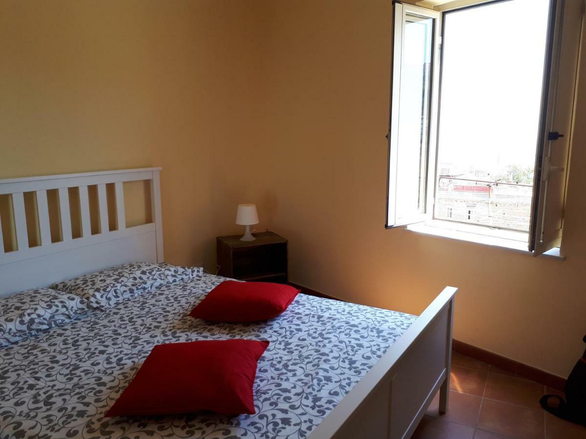 Appartement Il Volo Del Gabbiano à Naples Extérieur photo