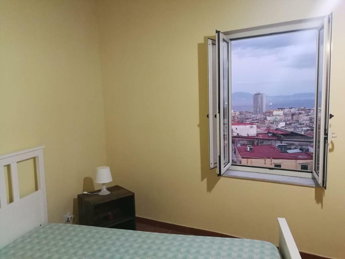 Appartement Il Volo Del Gabbiano à Naples Extérieur photo