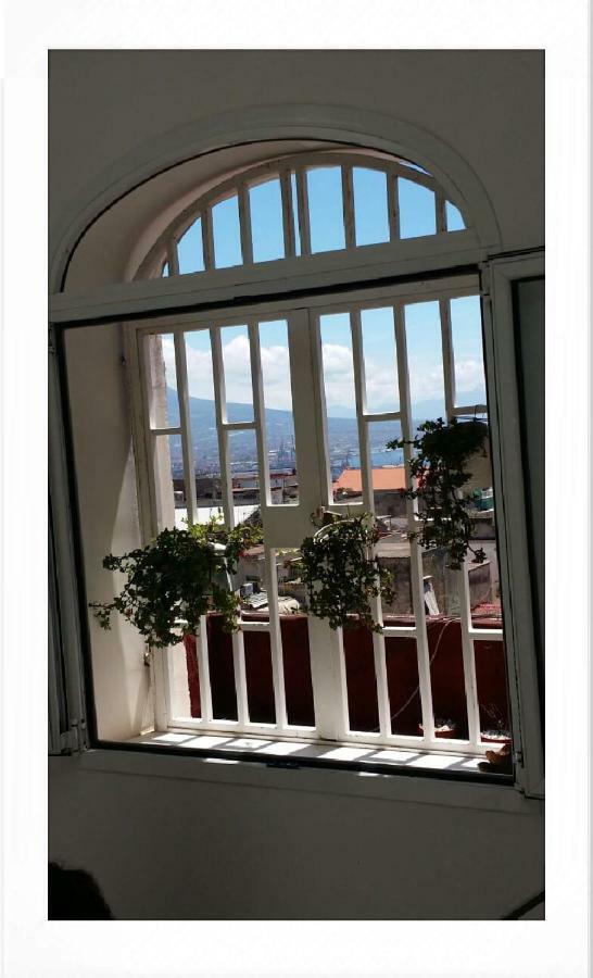 Appartement Il Volo Del Gabbiano à Naples Extérieur photo
